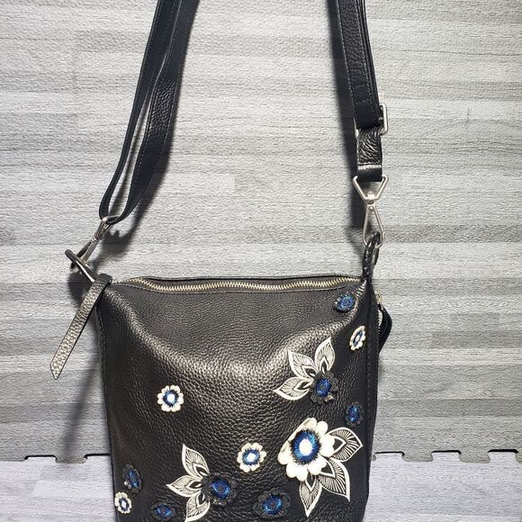 VERA BRADLEY Carson Mini Hobo Crossbody bag - Picture 2 of 12